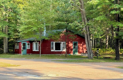St Germain Cottage | Little St. Germain Cabin