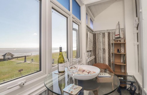 Littlestone-on-Sea Apartment | Littlestone Beach Apartment