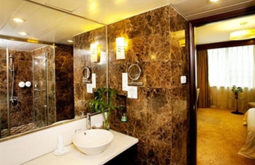 Sanyuanli Hotel | Liuhua Hotel