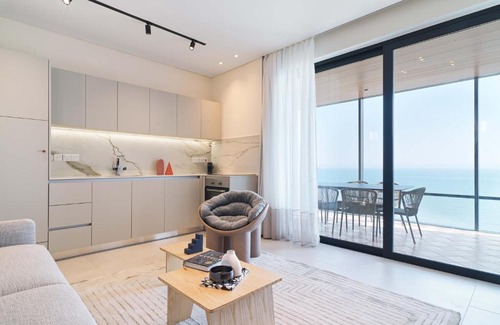 Skala Apartment | LIV Mackenzie Beach Suites Larnaca ADULTS ONLY