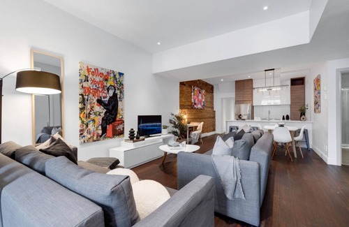 Plateau Mont Royal Apartment | LiV MTL Soho-5&6 Connected Penthouse + Rooftop
