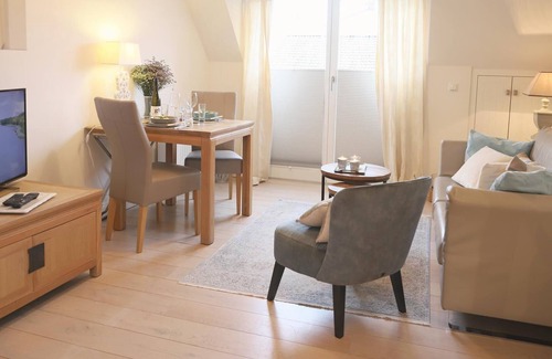 List Apartment | Live in a central location with a view of the Wadden Sea in List on Sylt