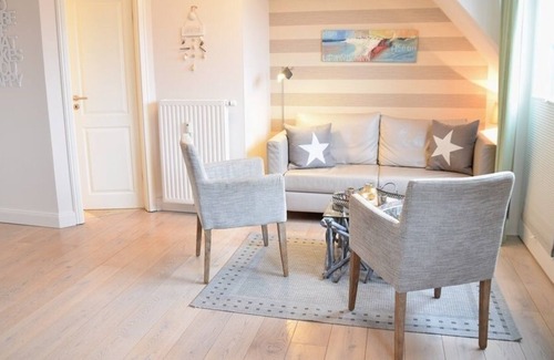 List Apartment | Live in a central location with a view of the Wadden Sea in List on Sylt