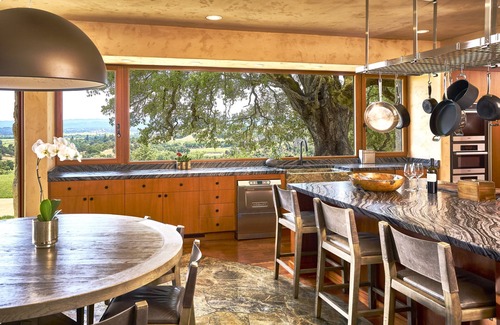 Geyserville Villa | Live like a vintner in the heart of California Wine Country