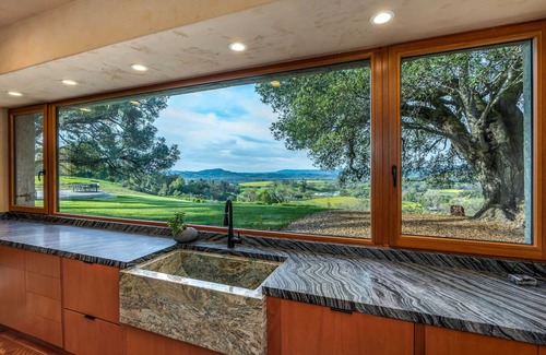 Geyserville Villa | Live like a vintner in the heart of California Wine Country