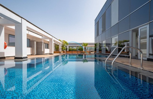 DIFC Apartment | Lively Studio in Sky Gardens, DIFC by Deluxe Holiday Homes