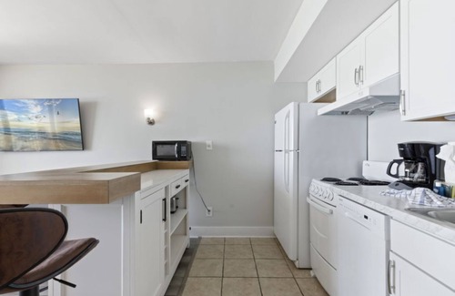 Myrtle Beach Condo | Lively Views from the balcony at Ocean Forest Plaza