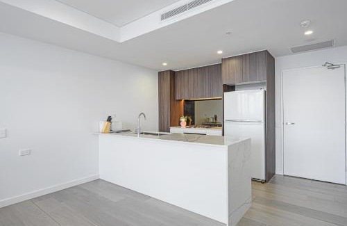 Liverpool Apartment | Liverpool Brand new 2 Br Apt City View Parking