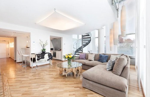Dreimuhlen Apartment | Living Hotel Prinzessin Elisabeth by Derag