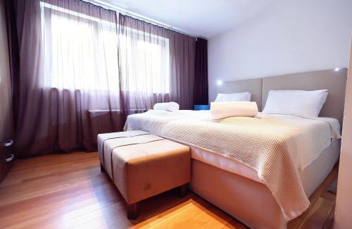 Oradea Apartment | Living In Aparthotel