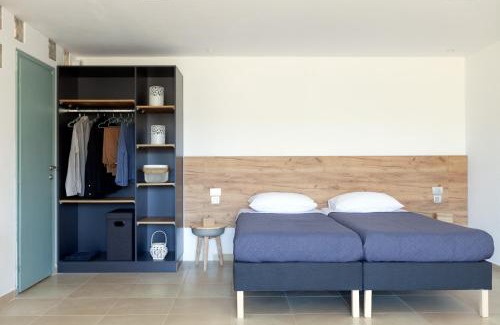 Vamos Apartment | Livingfy Apt with mountain view & garden