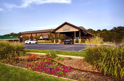 Fridley Hotel | Livinn Hotel Minneapolis North / Fridley