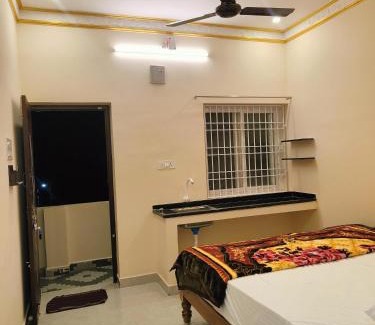 Tiruvannamalai House | Liya guest house