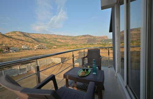 Satara Ski Chalet | ll EMPYREAN STAY 30ML CHALET KAS ll