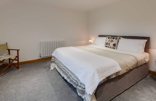 Llanddeusant House | Llanddygfael Hir in Cemaes Bay