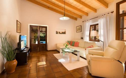 Pollensa Villa | Llangana