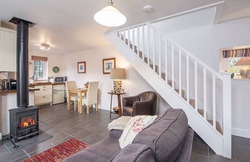 Narberth Cottage | Llanmill Cottage, holiday home Llanmill, Nr Narberth, Sleeps 2, 1 bedrooms, bathrooms