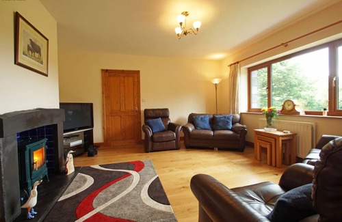 Cwrt Cottage | Llidiart y Llyn