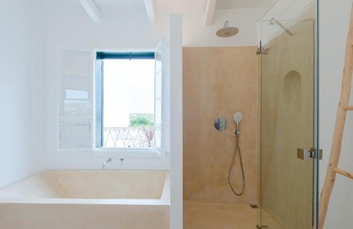 Ciutadella de Menorca House | LLONGA'S Hostel