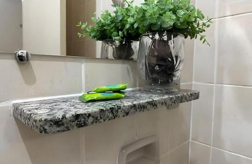 Santa Monica Bed & Breakfast | LN Flats & Suites