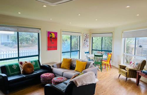 Waterhouse House | Lo Quay - Pet Friendly Outside
