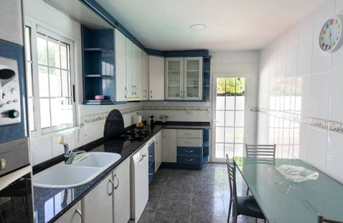 Vinaros Ski Chalet | Lo Raconet de Júlia - Cozy Chalet with private swimming pool