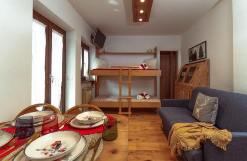 Aprica Apartment | Lo Scoiattolo by Ca-Sa Check