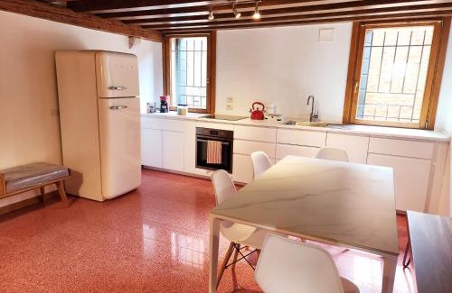 Dorsoduro Apartment | Lo Squero apt