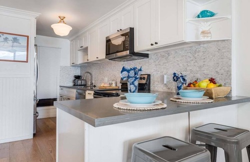 Maalaea Condo | LOA 105 2BD OceanFront Getaway w AC Pool