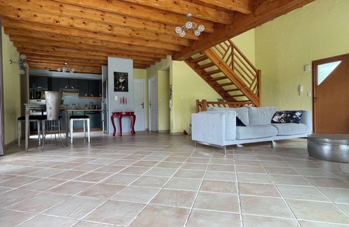Briscous House | Loasis Basque Maison spa Piscine 20 Minutes des Plages de Biarritz