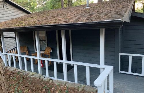 Eureka Springs House | Loblolly Pines Adventure Cabin 3 - King
