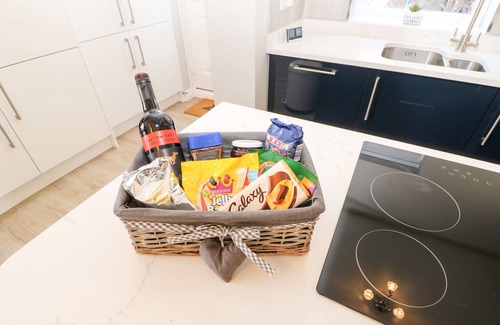 Woodhorn House | LOBSTER POT RETREAT, family friendly in Newbiggin-By-The-Sea