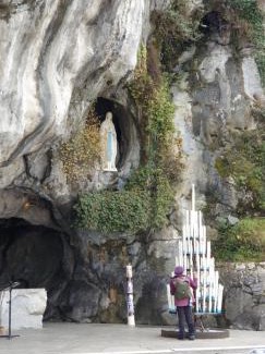 Lourdes Apartment | LOC TROTTEUR LE CACAO - Balnéo, Gare Lourdes
