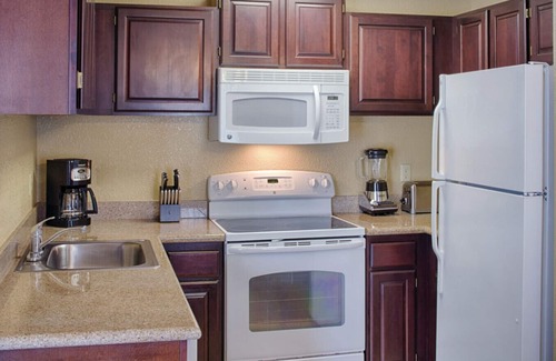Williamsburg Resort | LOCAL HOST! Family Friendly Wyndham Kingsgate. Free Game Room, Pools + Mini Golf