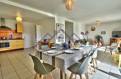 Guilvinec House | LocaLise - Ti Marjan vacation home with garden