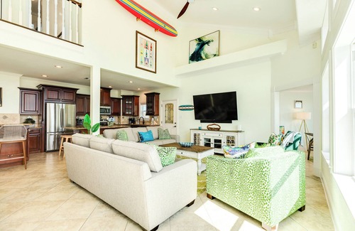 Indian Beach House | 💎Locally Managed Twist of Lime w/Ocean Views, Just Steps from Sand💎