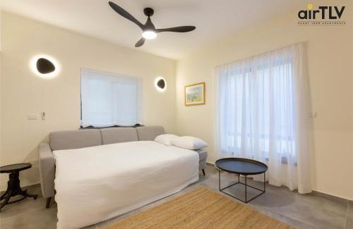 Tel Aviv Apartment | Localz - Sirkin Apartment