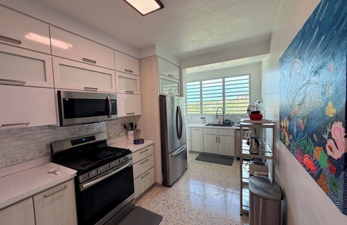 Florida House | Located close to Isabel Segunda Vieques, downtown 4 bedrooms with pool.