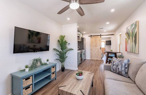 Downtown Tucson Apartment | Located downtown this 1 bedroom 1 bathroom is fully remodeled with your own dedicated electric vehicle charger .