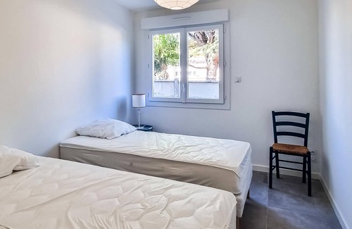 Bourcefranc-le-Chapus Apartment | Located in Bourcefranc-le-Chapus, a stone's throw from the , this family-friendly vacation home welc