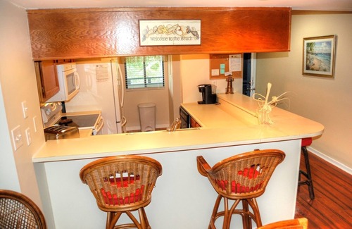 Myrtle Beach Condo | Located in the Summertree Village community near the outdoor pool - Summertree