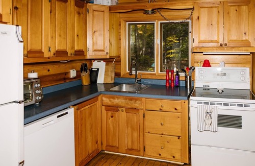 Eagle Lake Cottage | Located right by Sir Sam's Ski & Bike - Let the adventures begin!