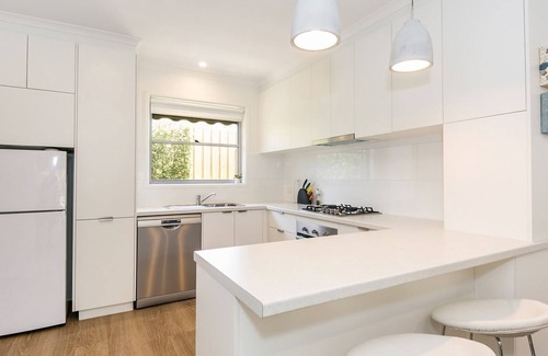 Torquay Apartment | Located right in the best area of Central Torquay