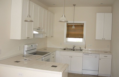 Wilmington House | Location House - Charming 3-bedroom house near vibrant downtown and beaches