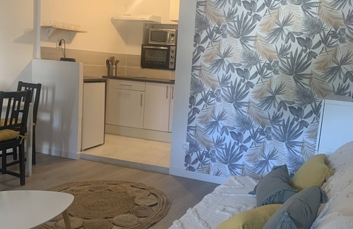 Morieres-les-Avignon Apartment | Location Joli Studio Proche Davignon