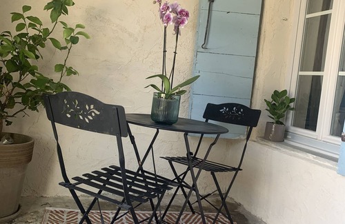 Morieres-les-Avignon Apartment | Location Joli Studio Proche Davignon