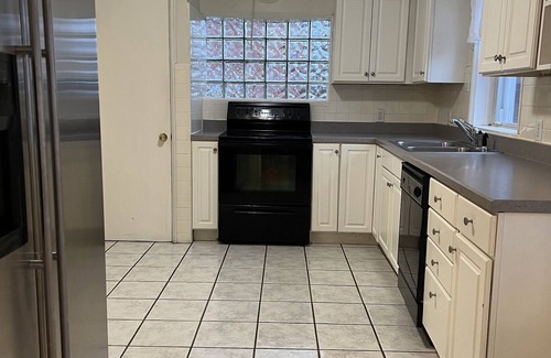 University City House | LOCATION, LOCATION, LOCATION! University City "home-away-from-home."