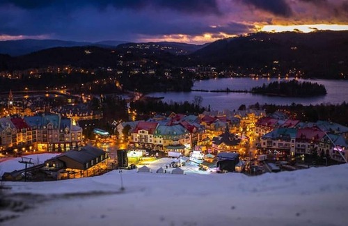 Mont-Tremblant Pedestrian Village Condo | LOCATION! LOCATION! WALK TO THE GONDOLA, CABRIOLET- LIFTS- SHOPS AND RESTAURANT