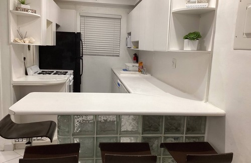 South Beach Condo | Location, Location, Location! OCEAN DRIVE, SOUTH BEACH