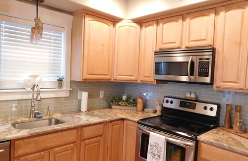 Sea Isle City Condo | LOCATION! LOCATION! LOCATION!